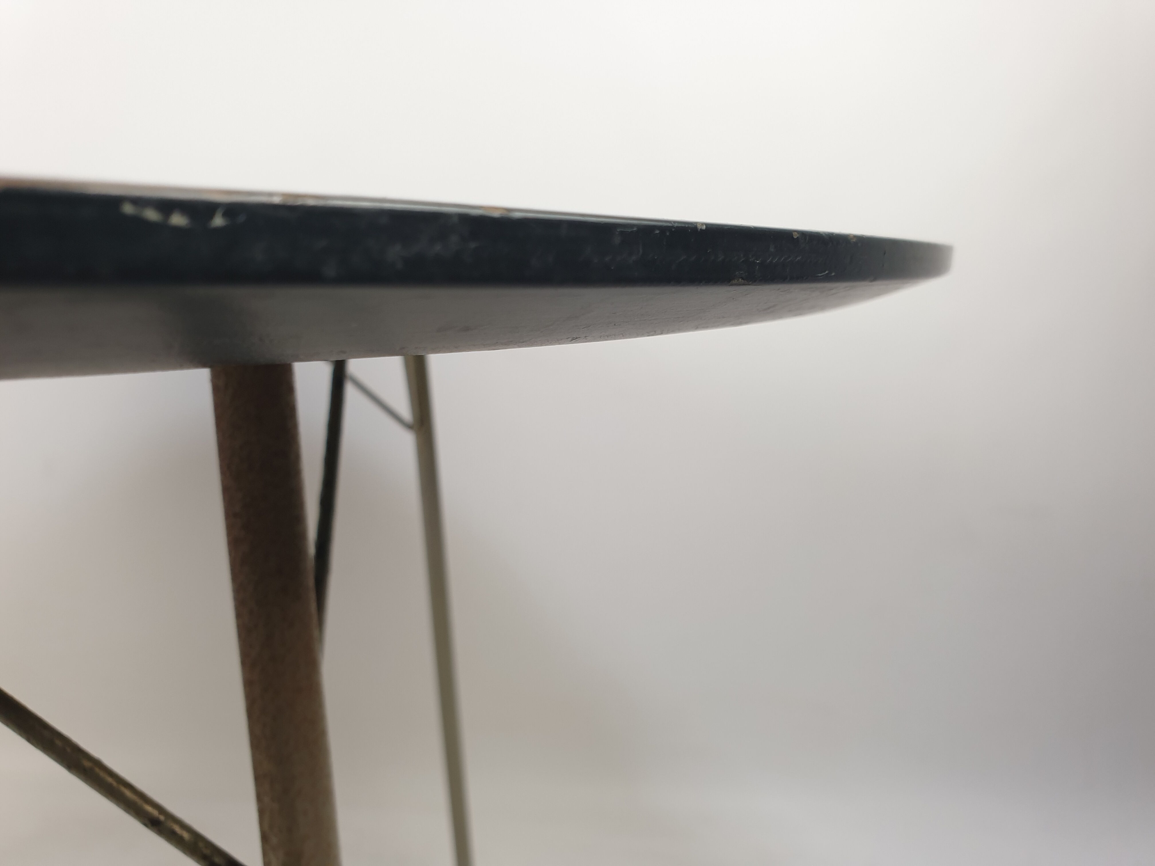 Round dining table model tm41 for Pastoe, 1960s