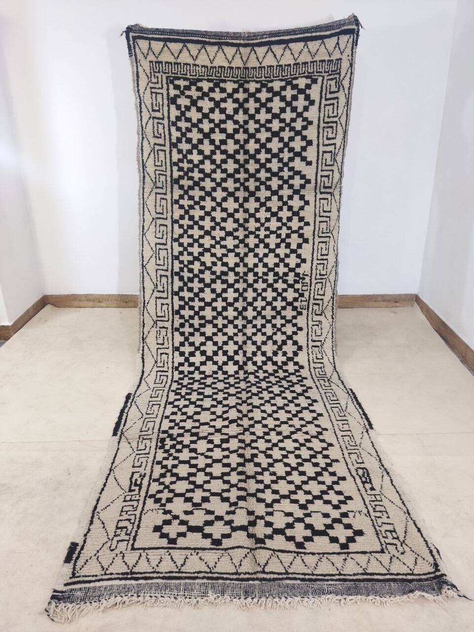 Handmade Moroccan Berber rug 345 X 125 CM