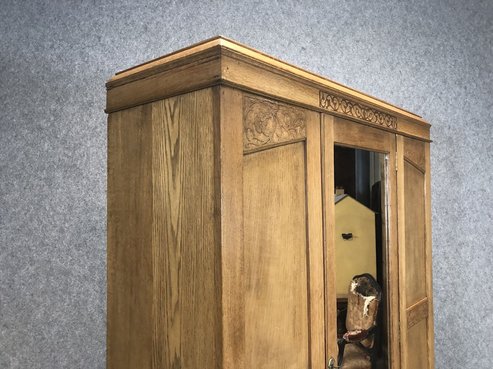 Blond oak closet - early 20th