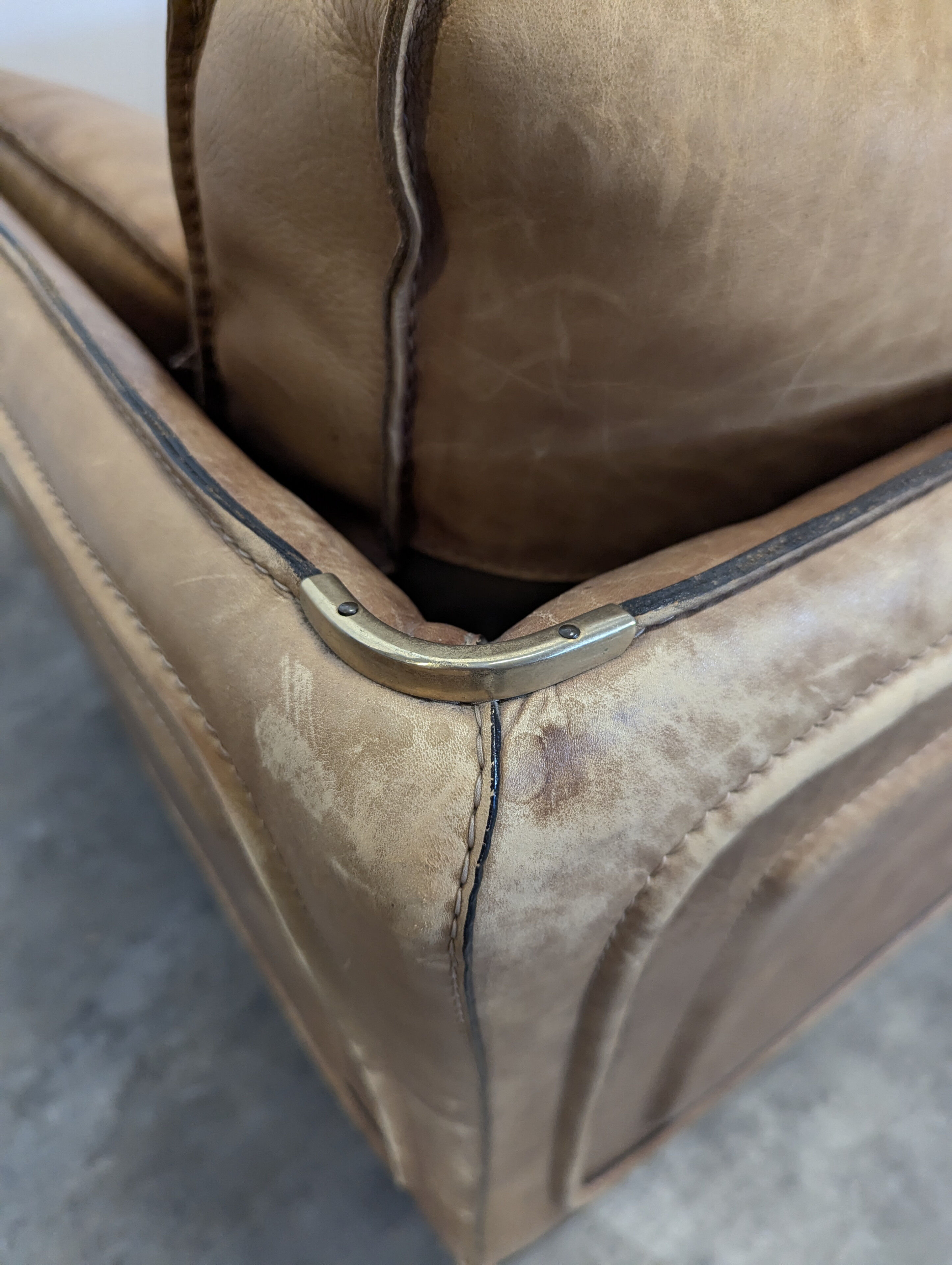 Roche Bobois 80s 2-seater leather sofa