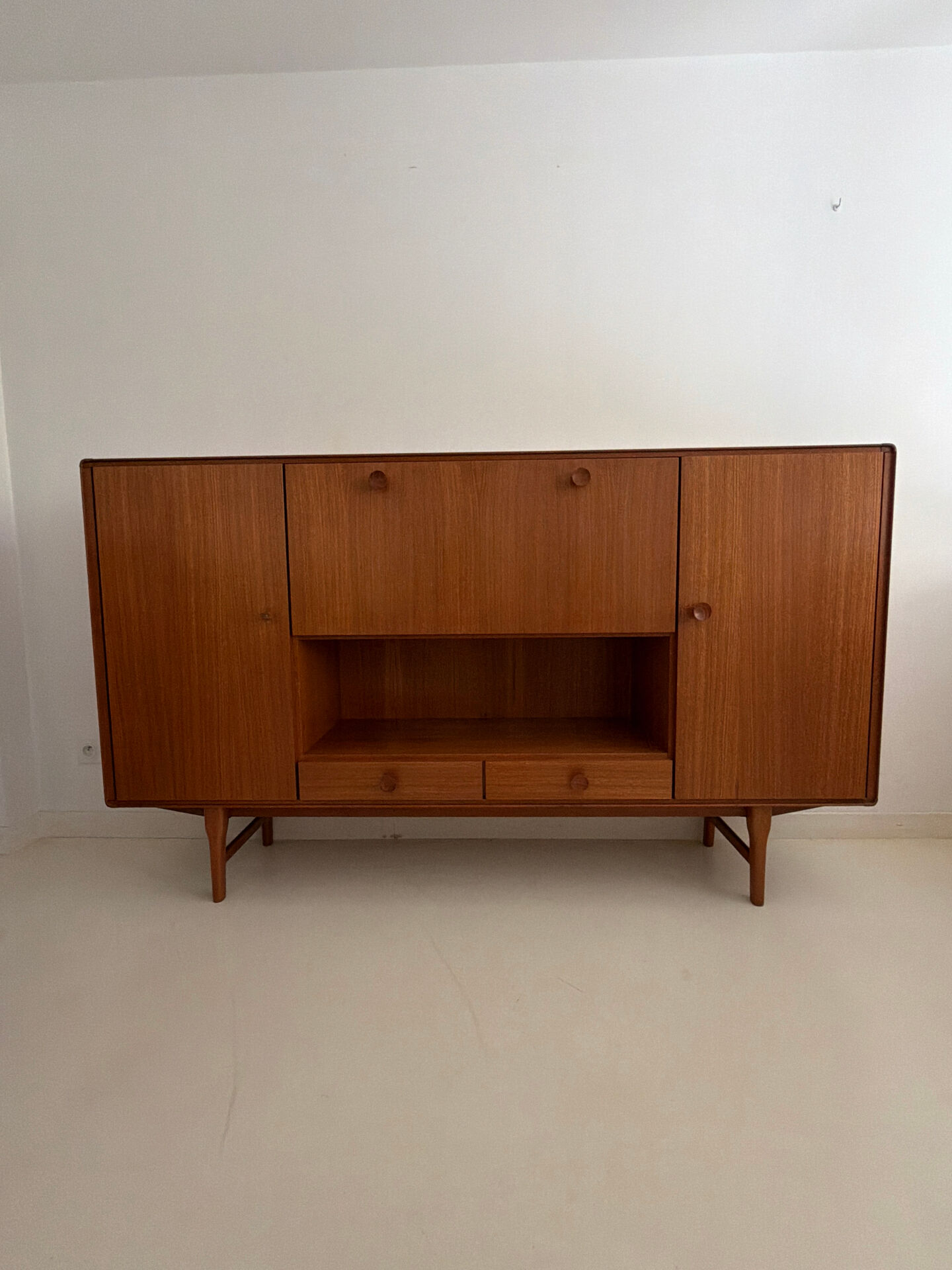 Fristho Secretary Bar Cabinet