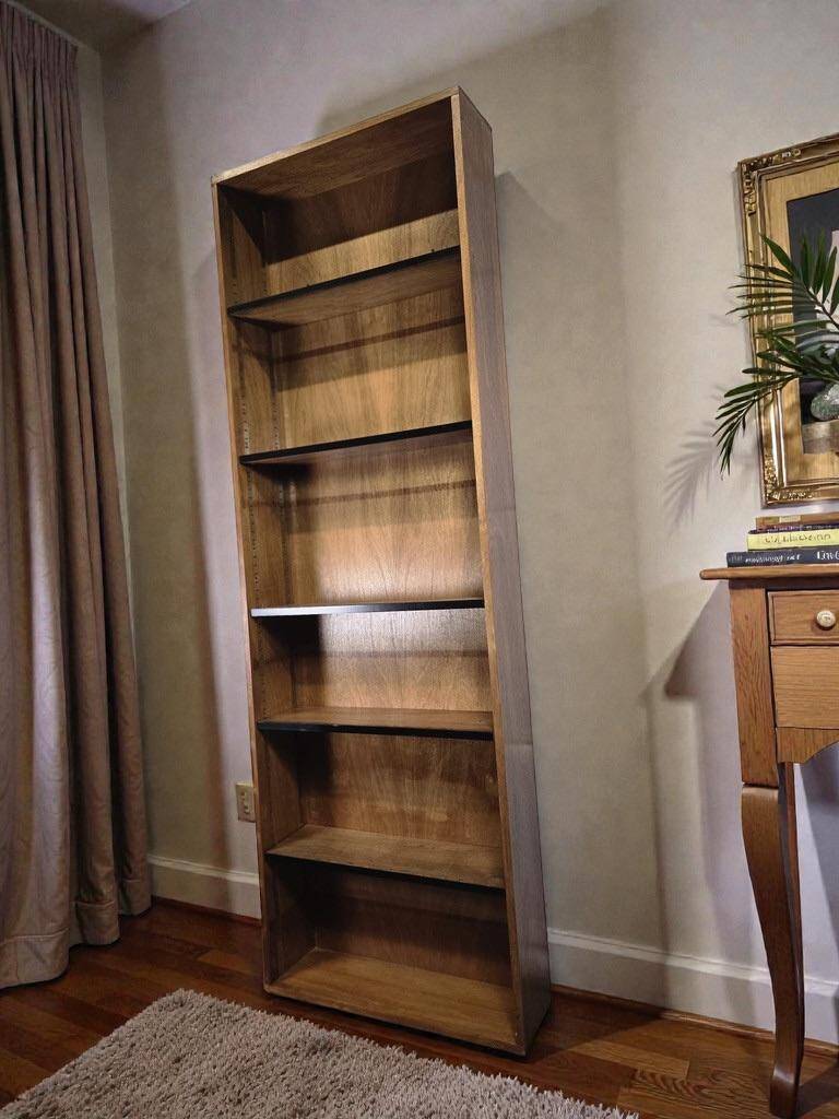 Armoire en bois peu profonde / bibliothèque / vitrine vintage