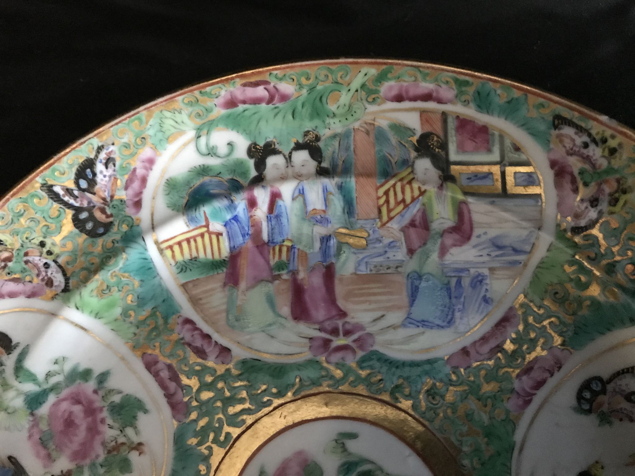 Canton porcelain plate - Character and Bird Decoration - China - 19th Century