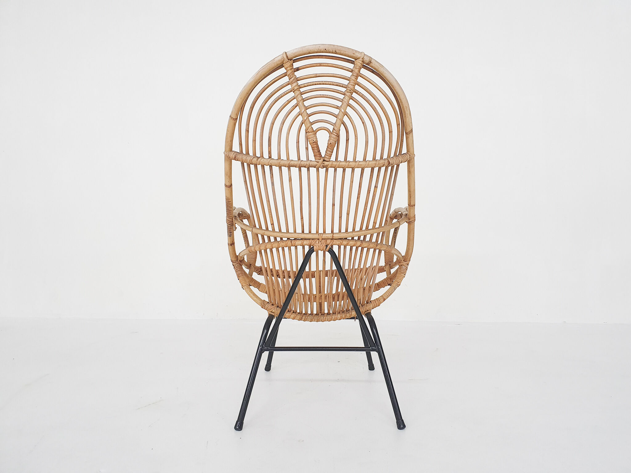 Rohe Noordwolde rattan lounge chair, The Netherlands 1950's