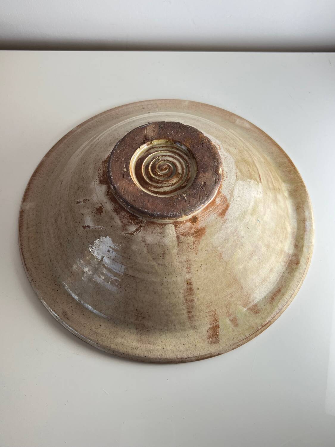 Glazed ceramic dish with green and blue floral decoration – vintage southern earthenware – handmade