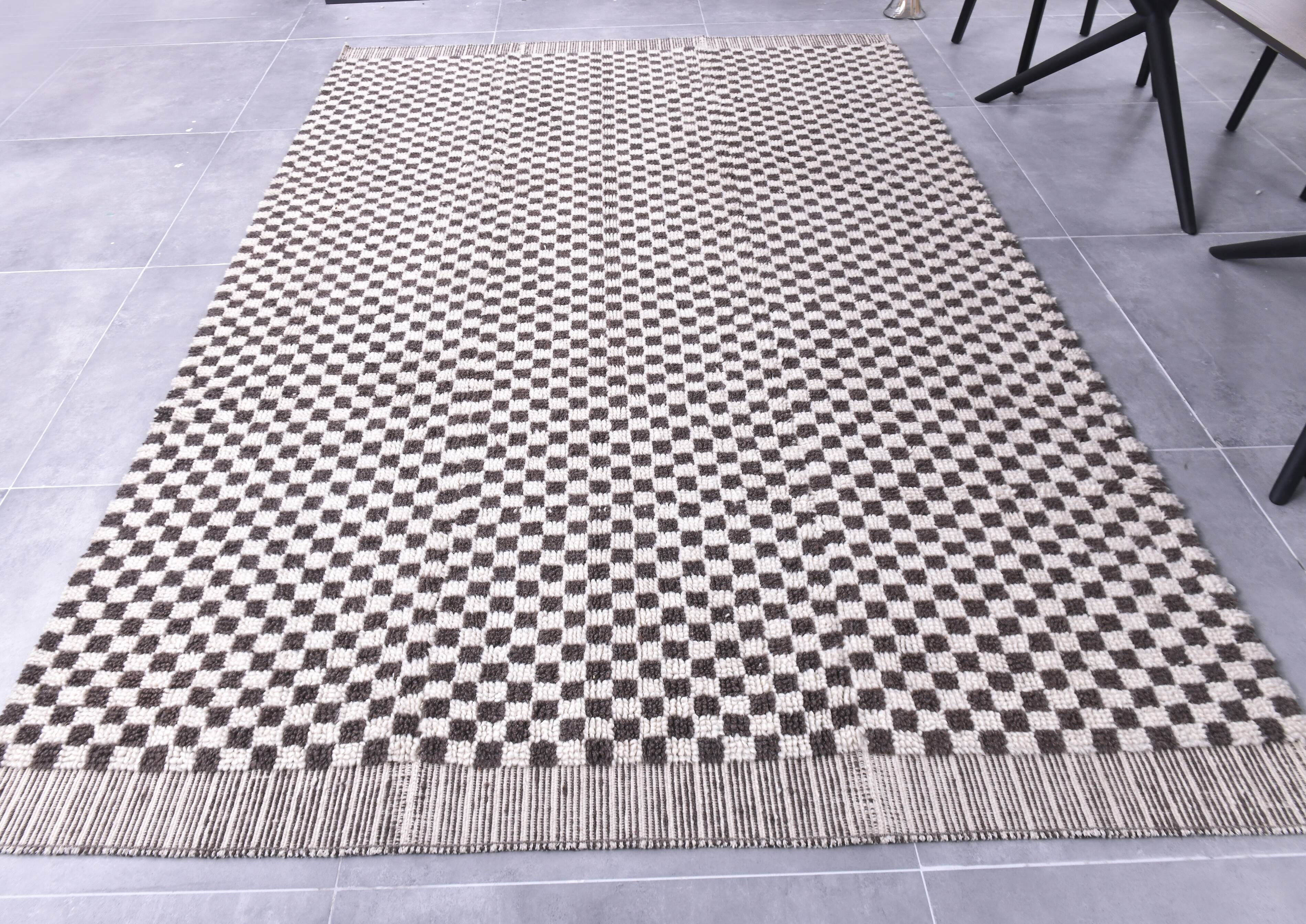 7x10 Checkered Moroccan Rug, 200x298Cm
