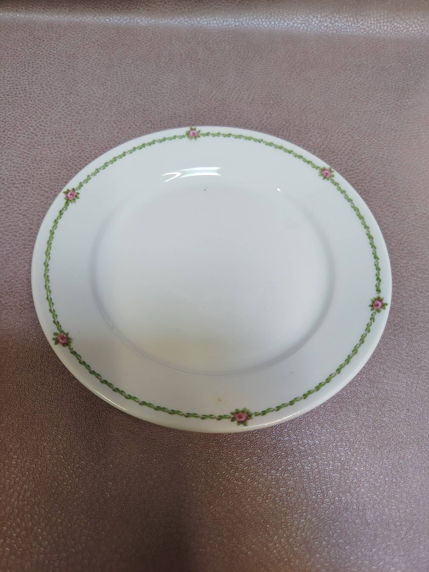 Set of 8 floral decorated porcelain dessert plates GDA Limoges