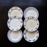 6 mismatched vintage flat plates in blue and white porcelain