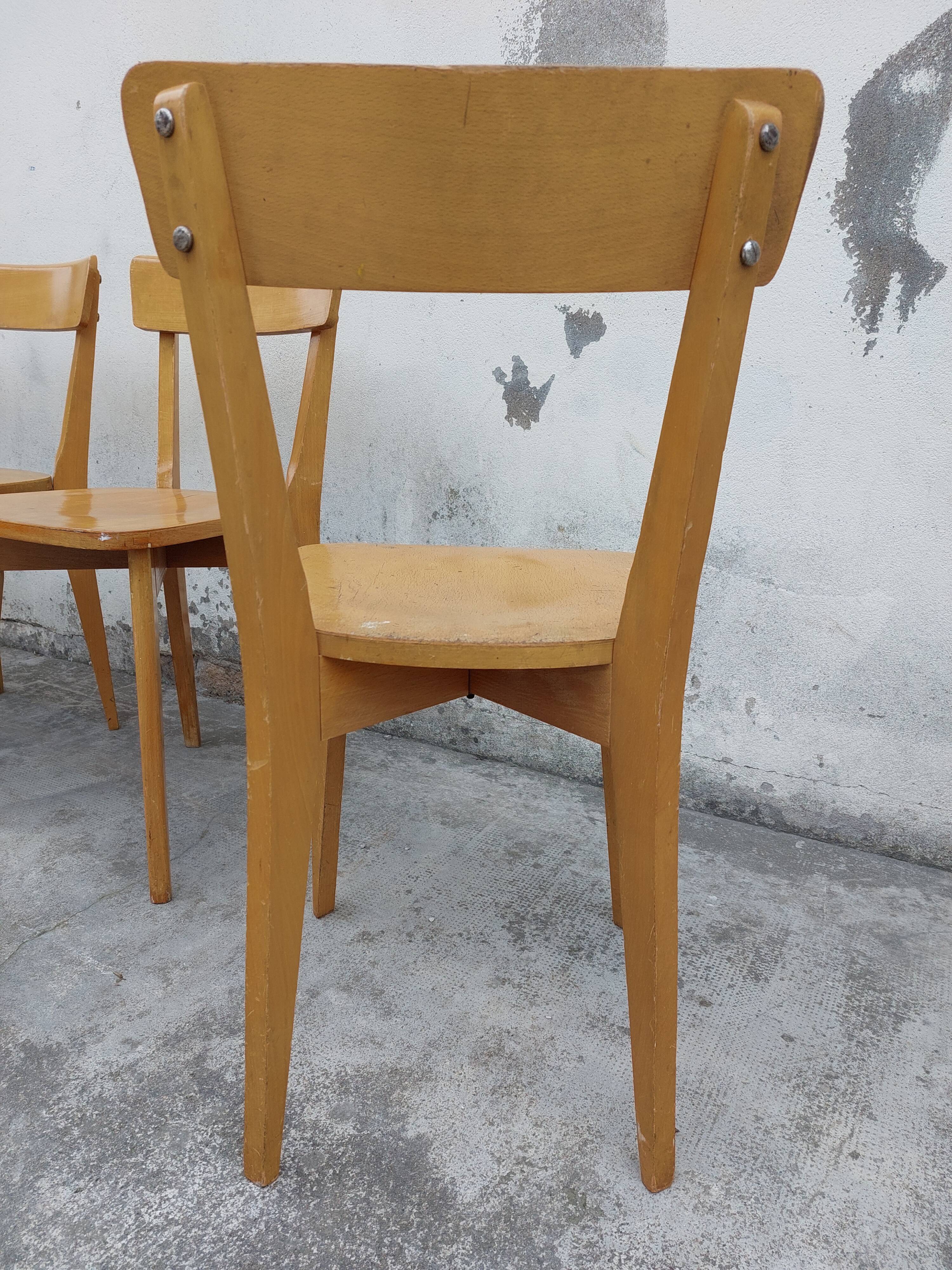 Série de 4 chaises de bistrot année 50