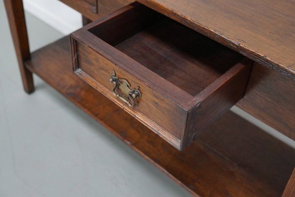 Table d'appoint en chêne rustique français vintage, années 1920