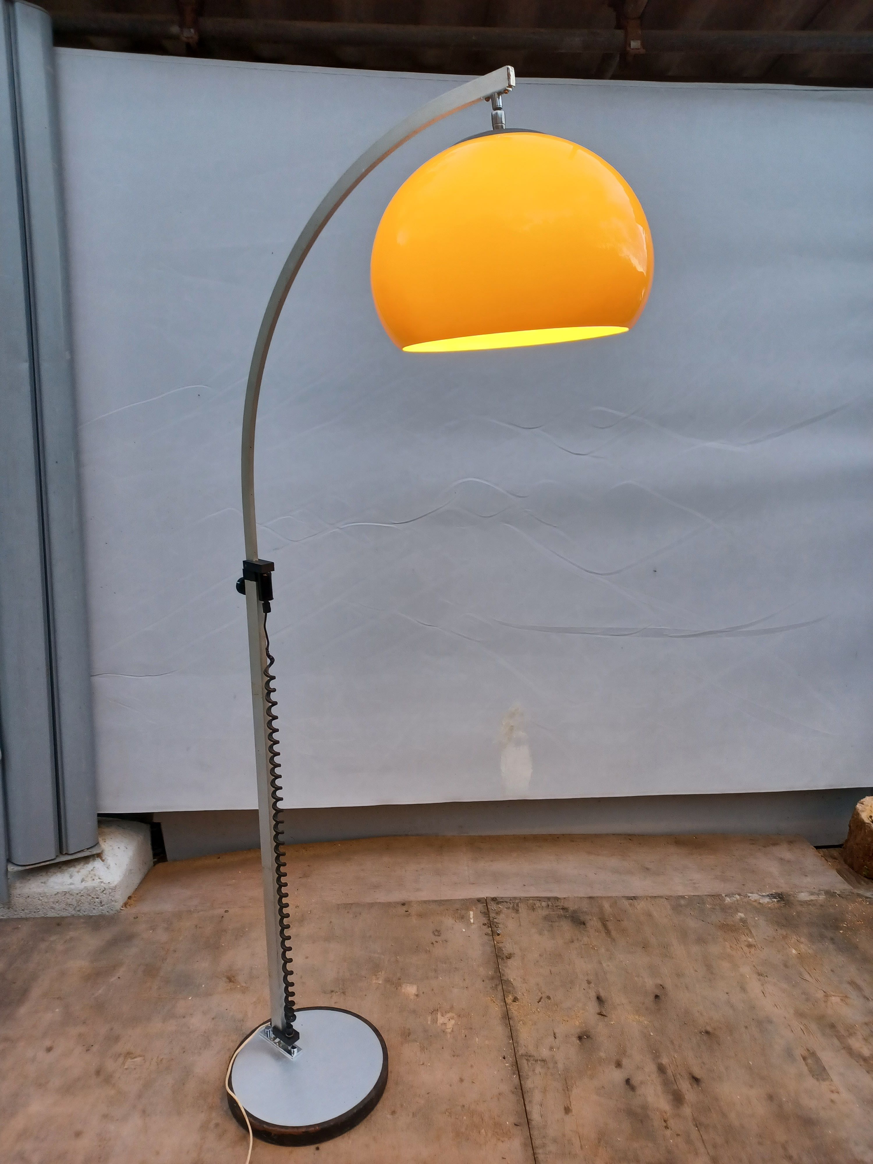 Vintage height adjustable arch floor lamp 1960s-70s