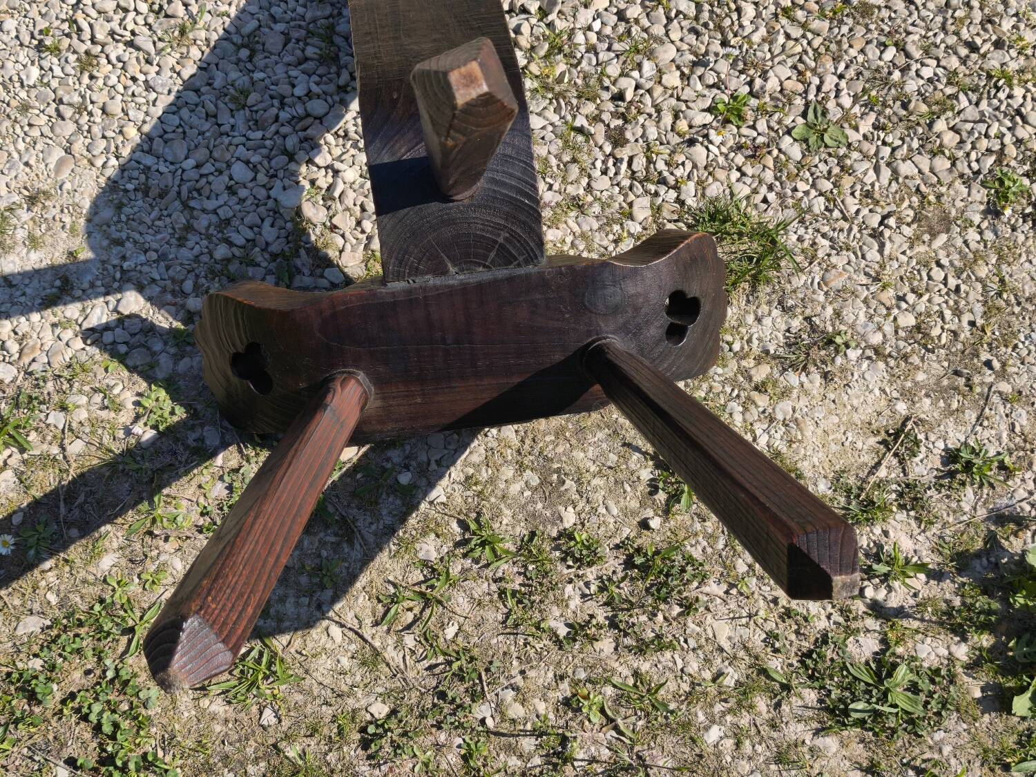 Brutalist tripod chair