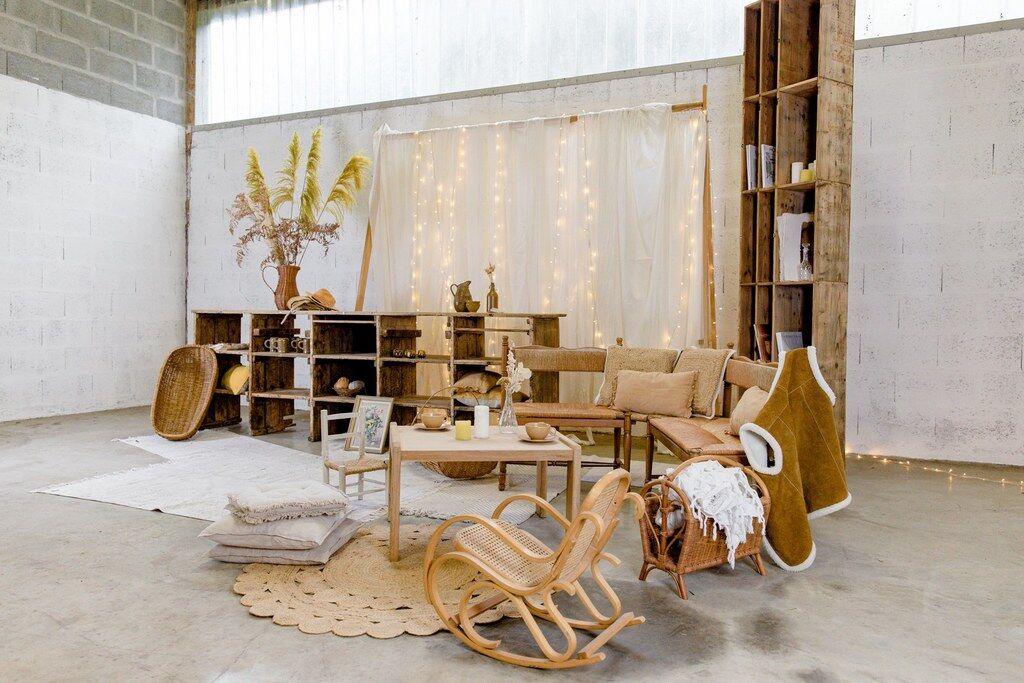 Wooden & straw corner bench