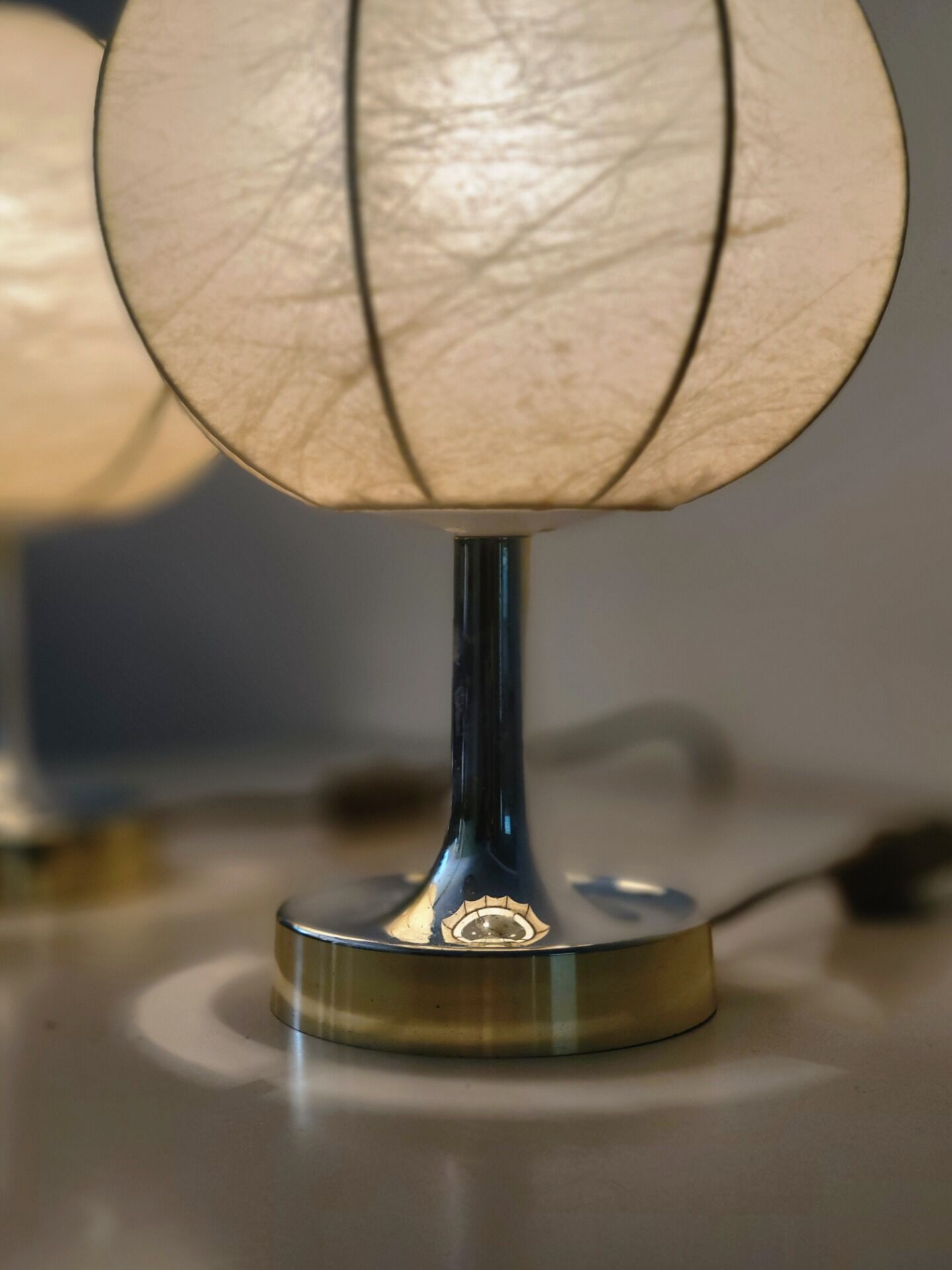 Set of 2 Goldkant Cocoon table lamps