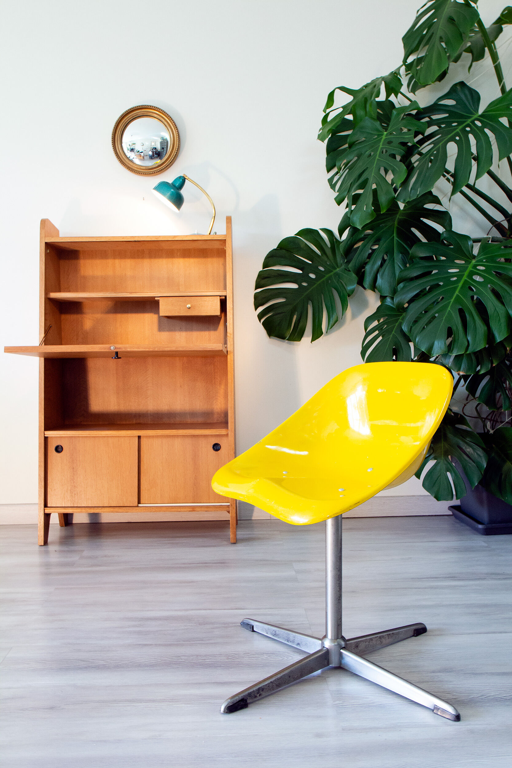 Matic 1970 chair, fiberglass