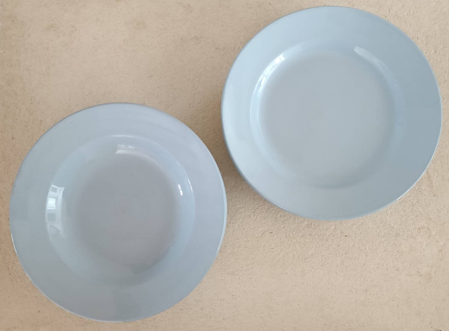 Partie de service assiettes et soupière Gien