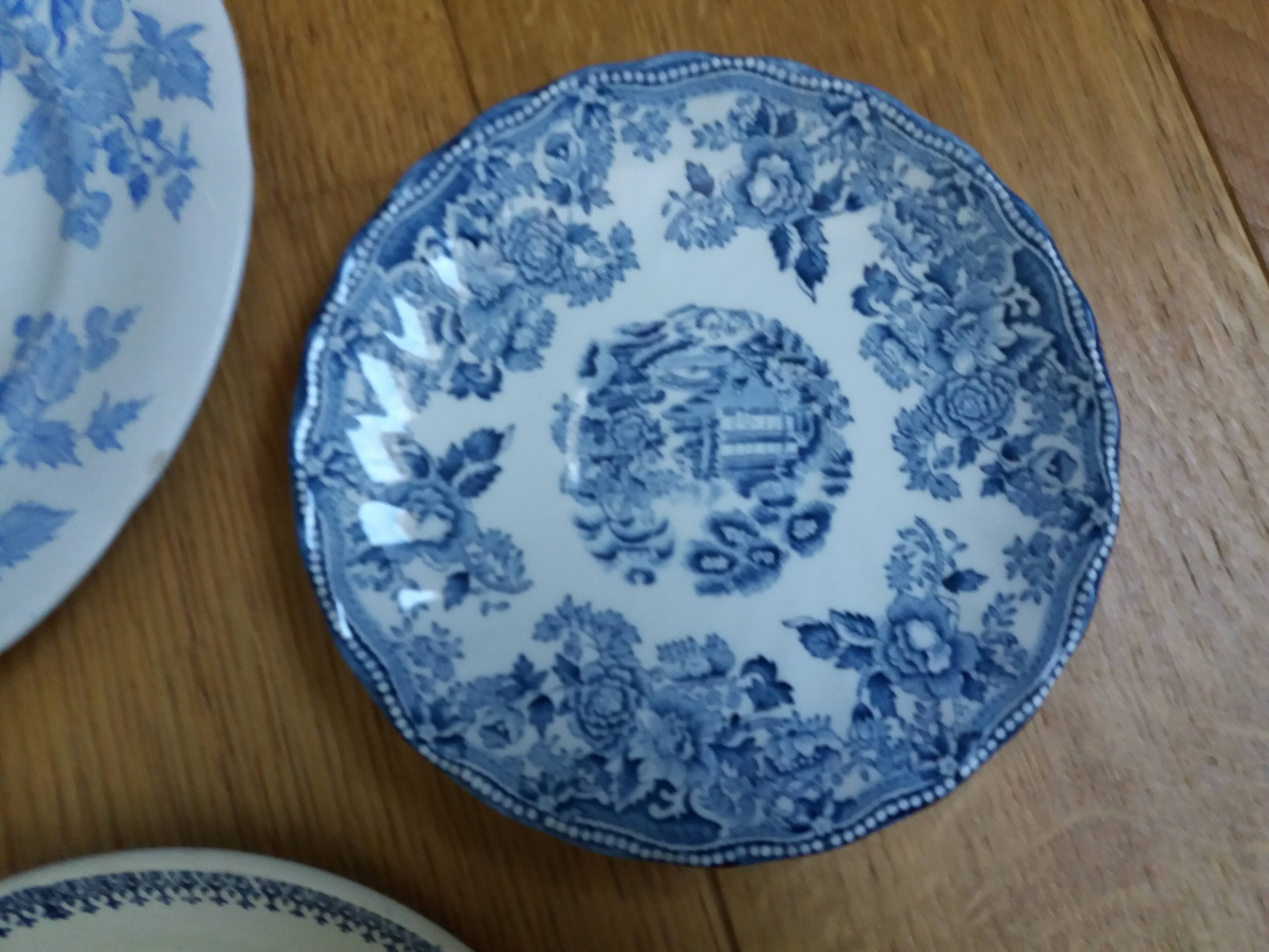 Mismatched plates