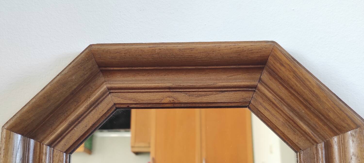 Vintage octagonal mirror in moulded oak – Belgium, circa 1970/1980