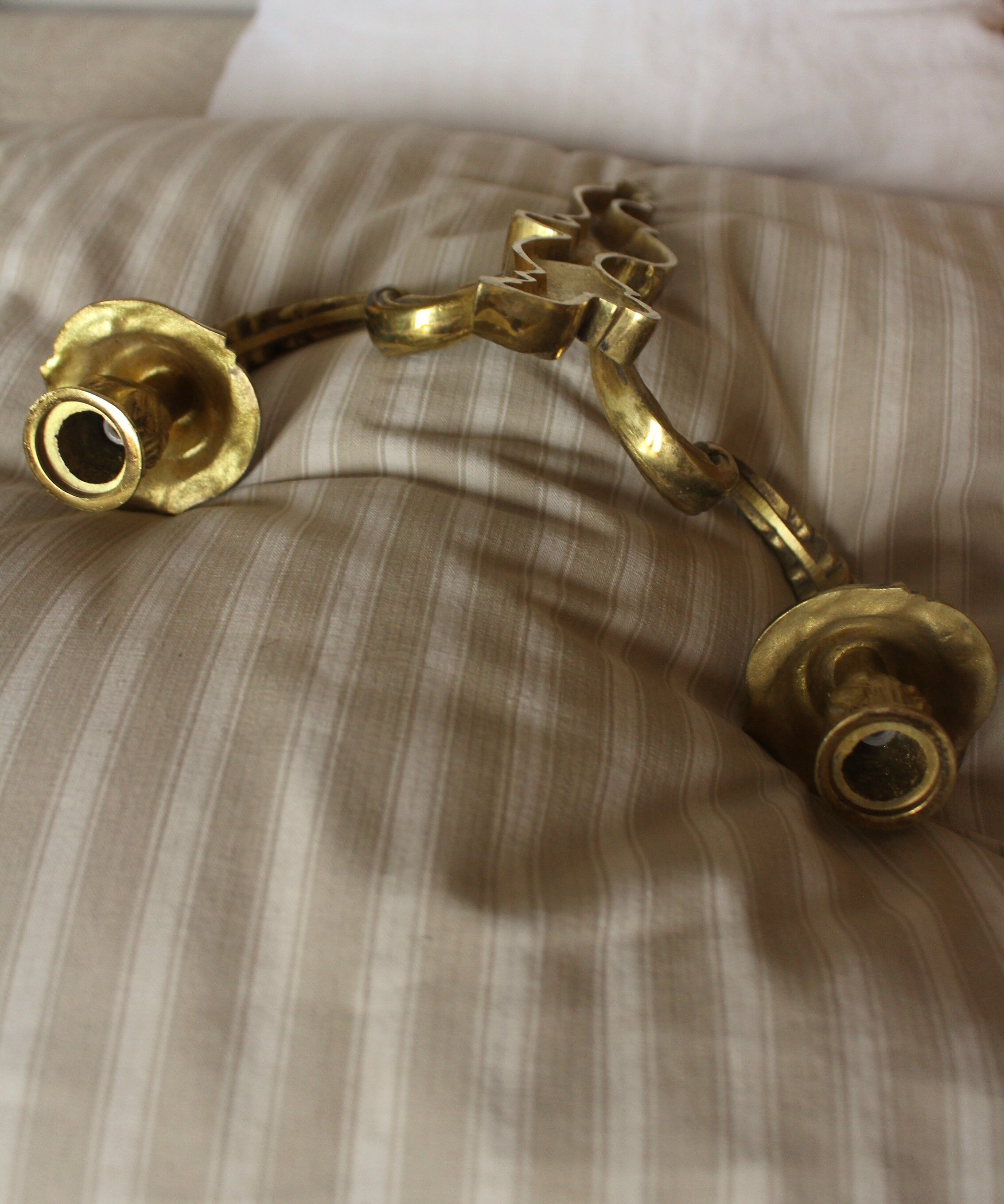Wall sconce
