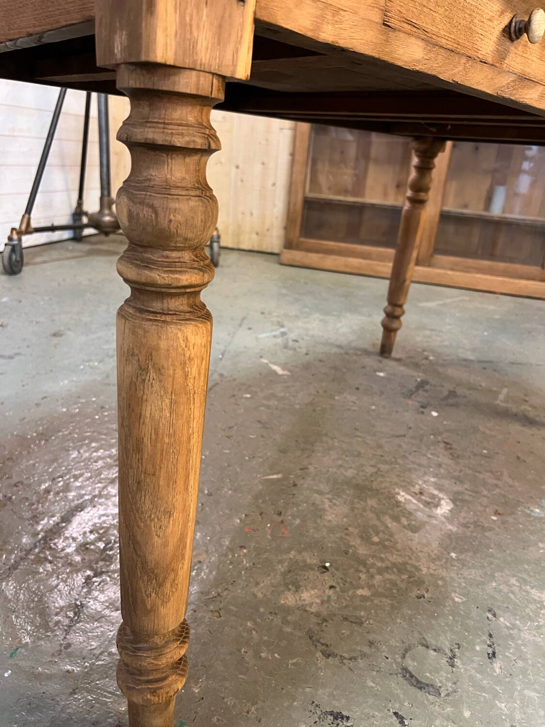Table de ferme en chêne pied tournés