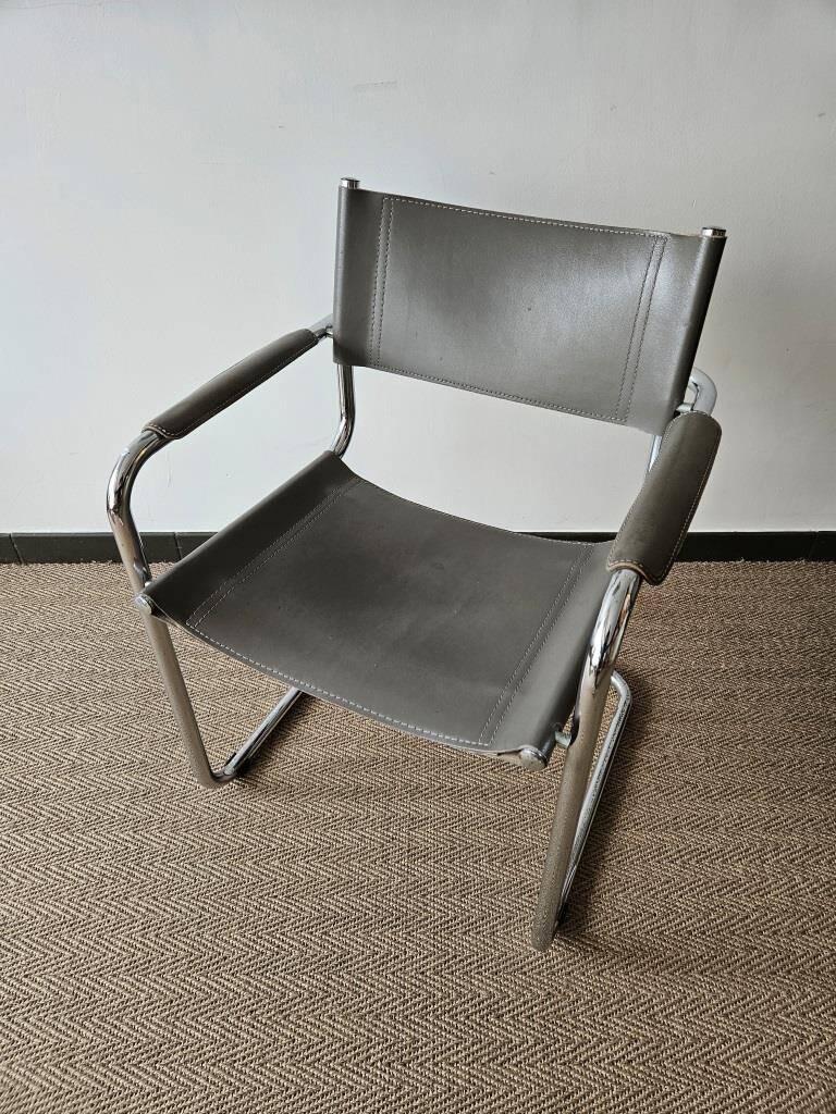 MG5 armchair