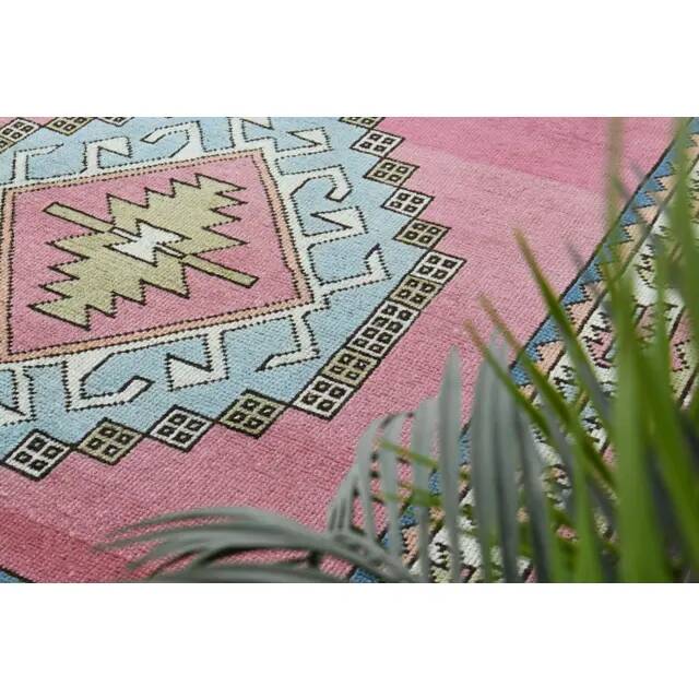 1970s vintage Turkish hand-knotted wool cotton pink area rug 128x208