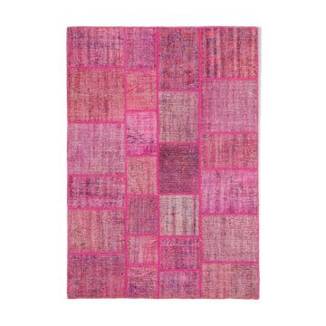 Handwoven oriental overdyed 174 cm x 247 cm pink patchwork carpet