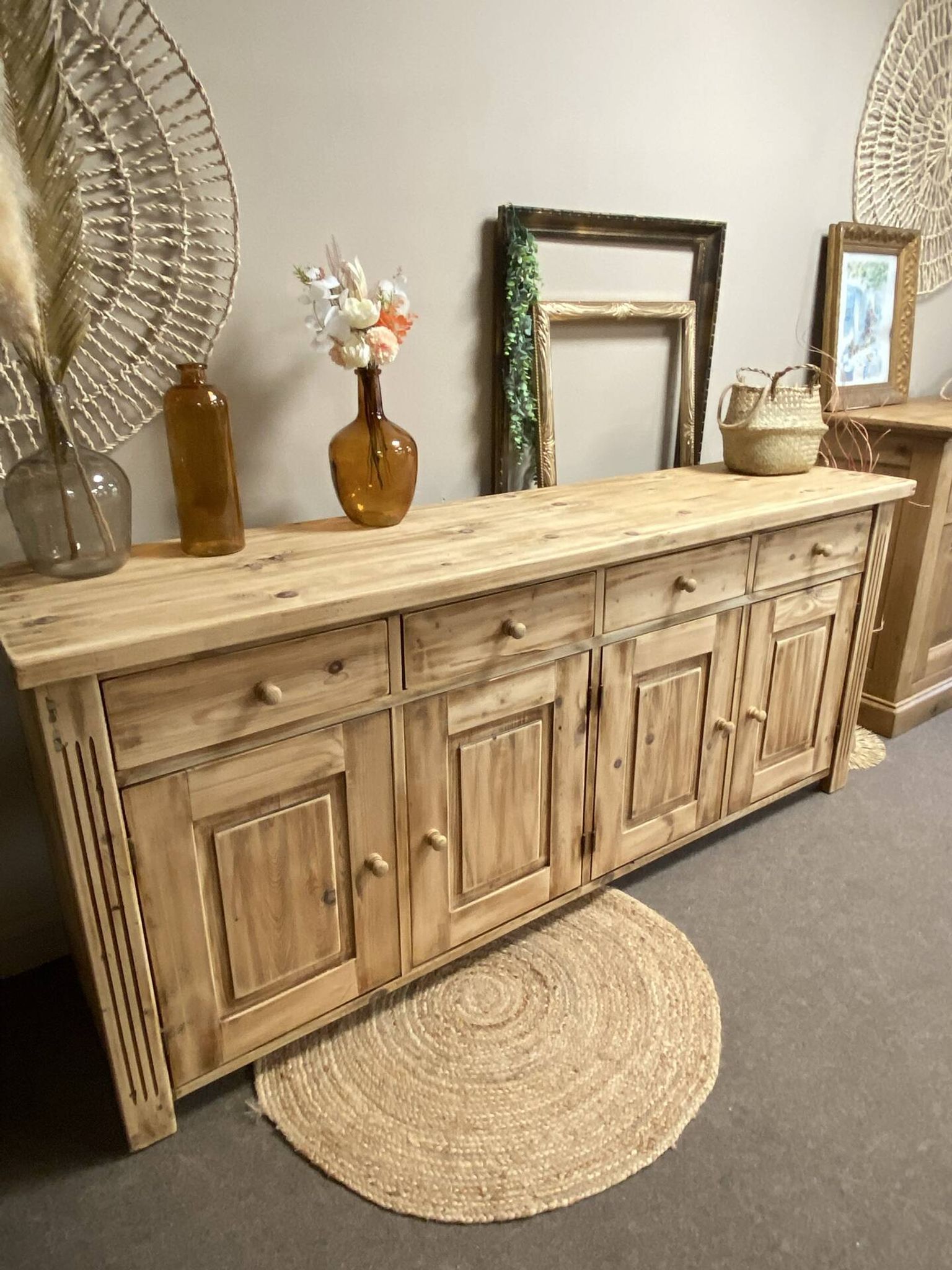 Bahut, enfilade