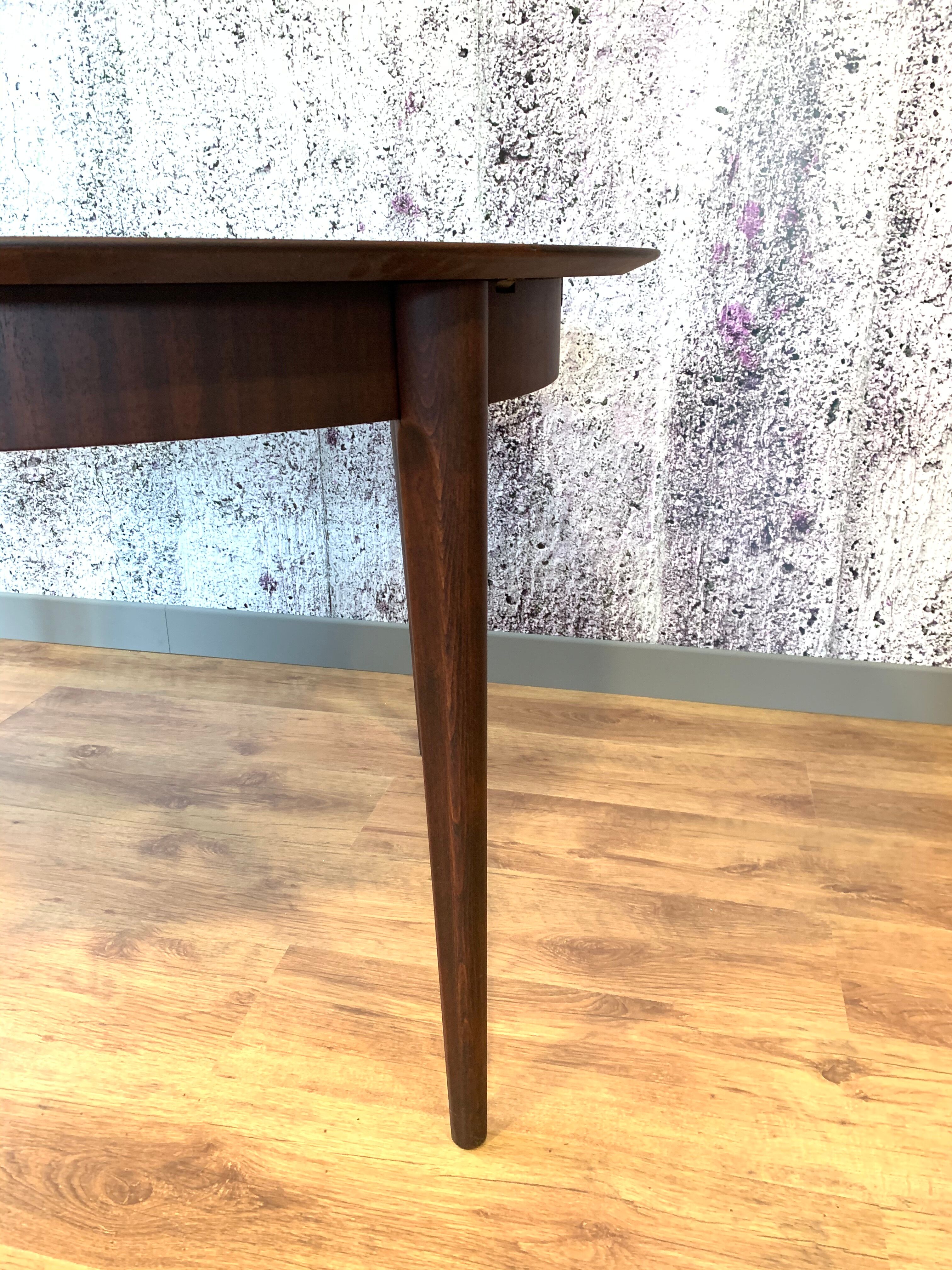 Dining table 4/6 people Lübke