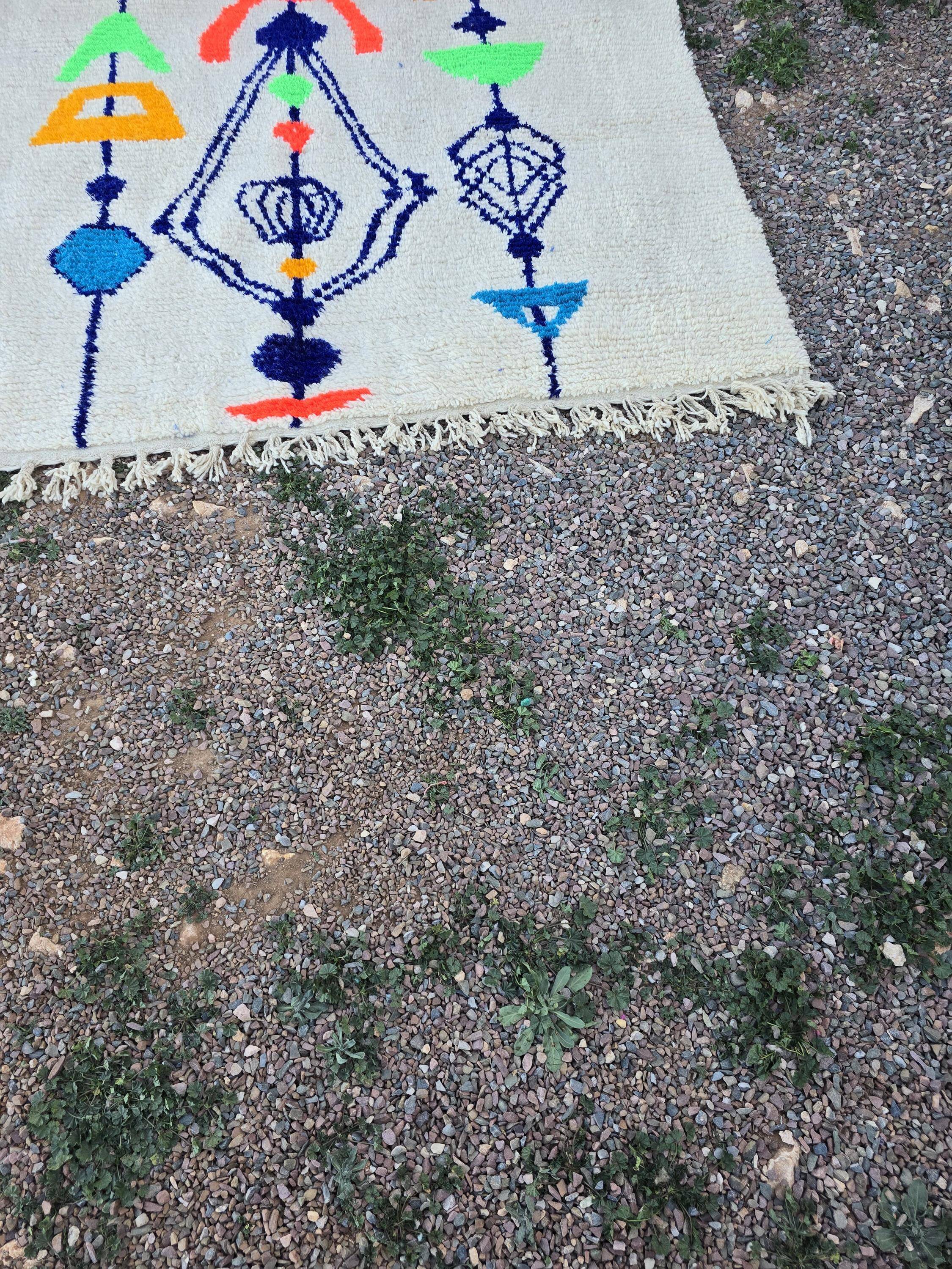 Handmade natural Berber rug 3x2 m