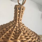 Suspension in wicker and amber glass