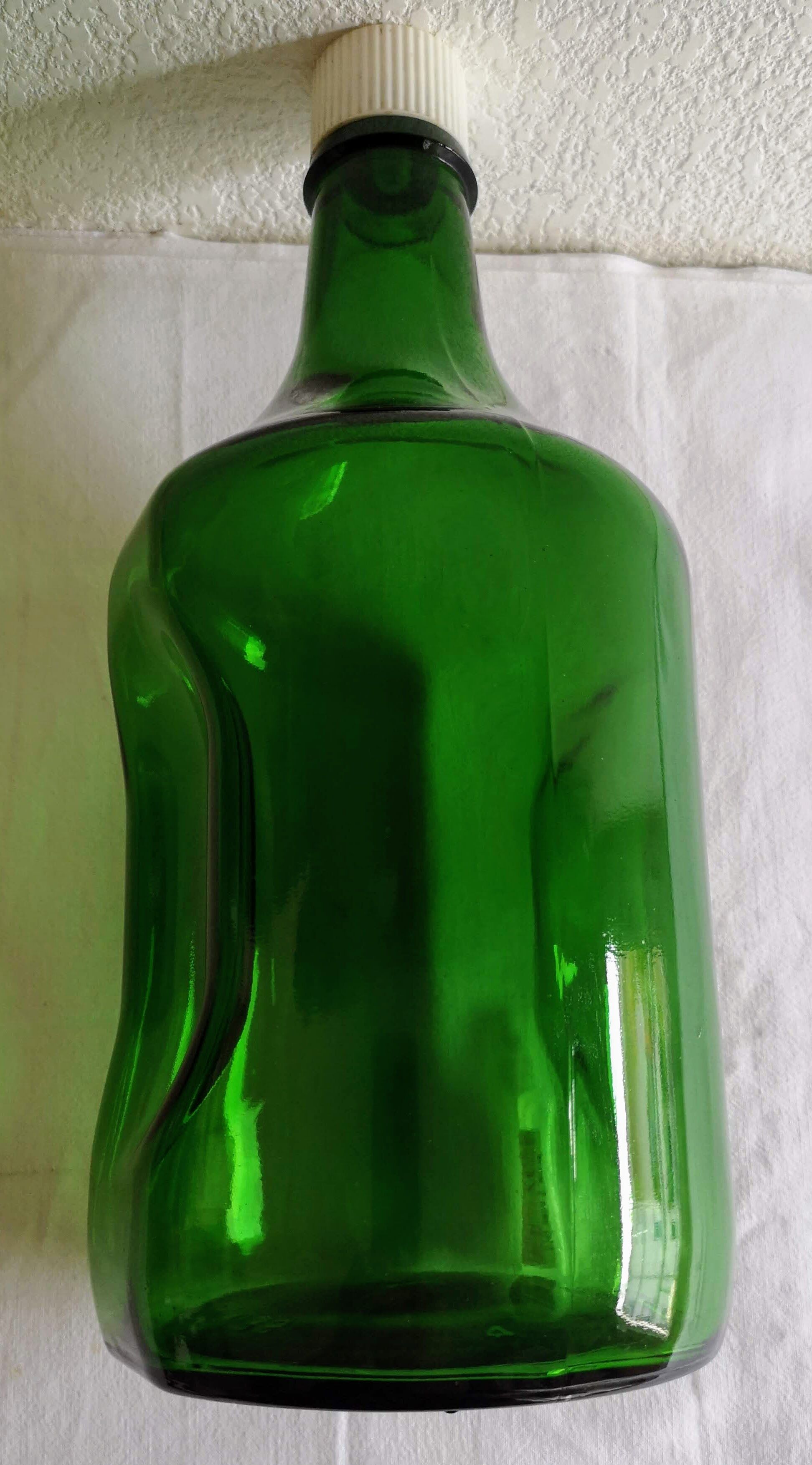 2 litre glass olive oil bottle