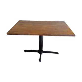 Industrial table