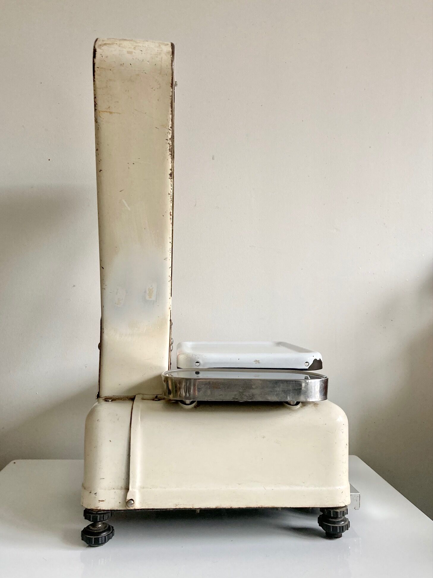 Old baker's scale