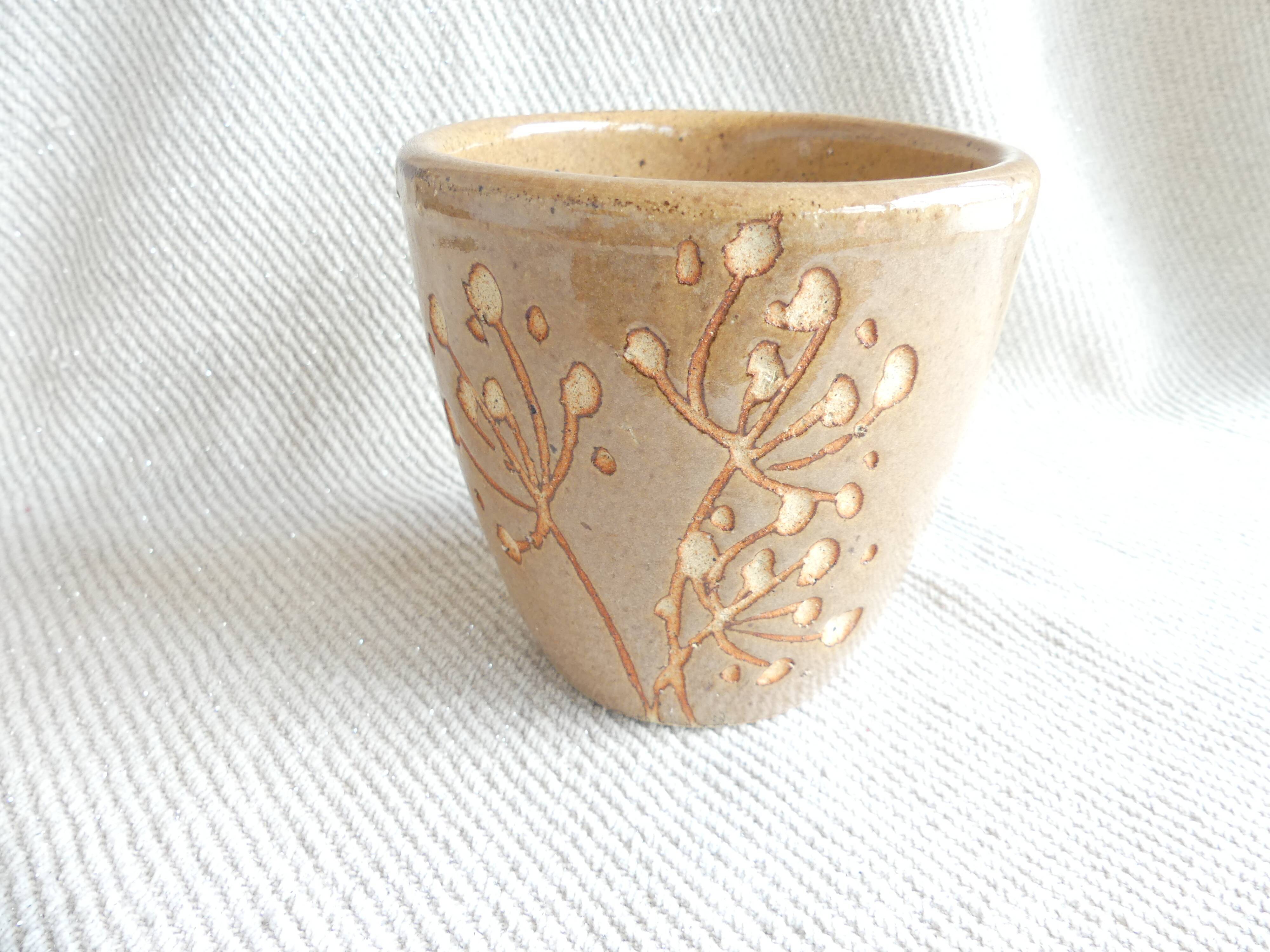 Earthen flowerpot