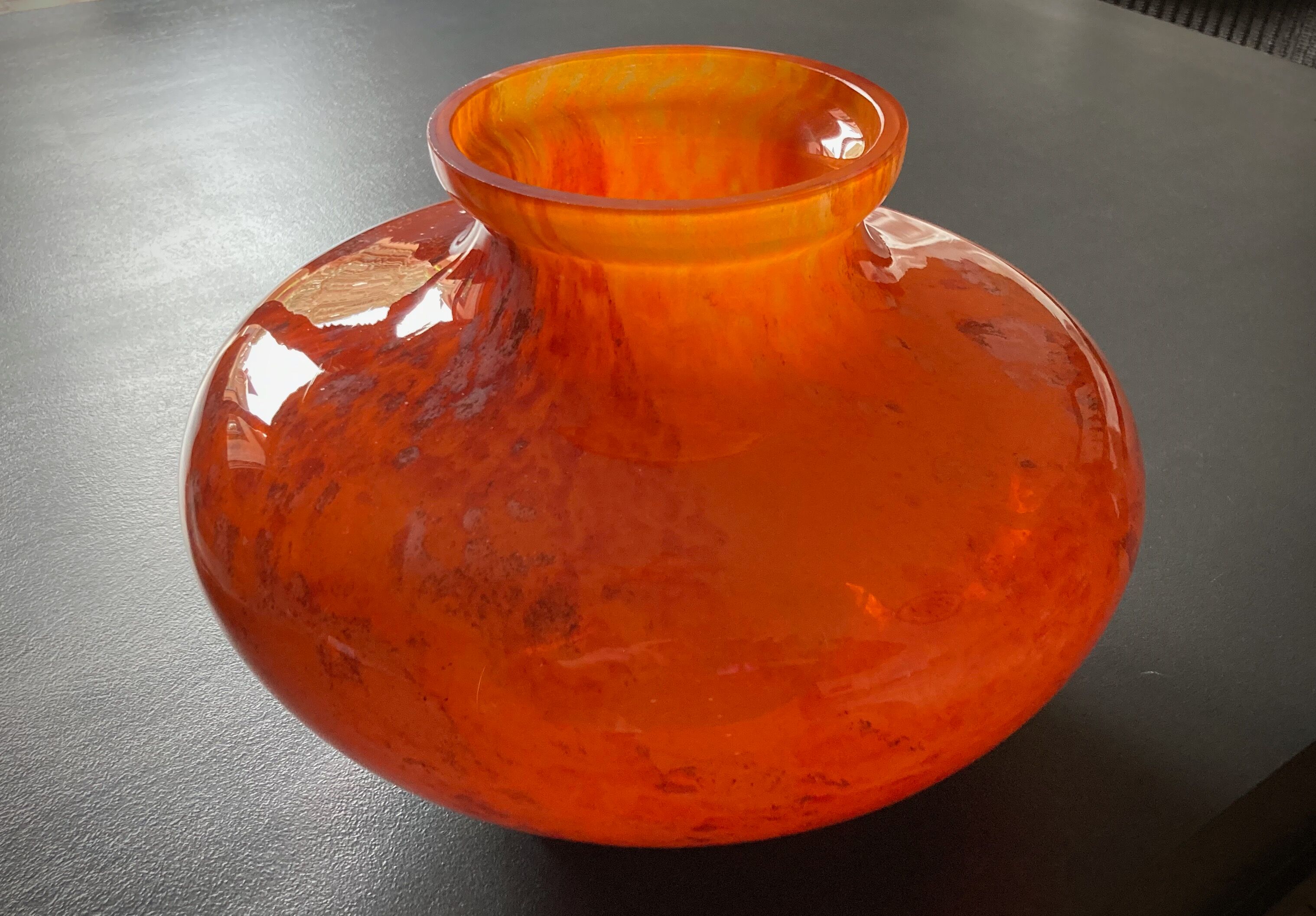 Large art-deco vase le lorrain glassware Daum Nancy 1925