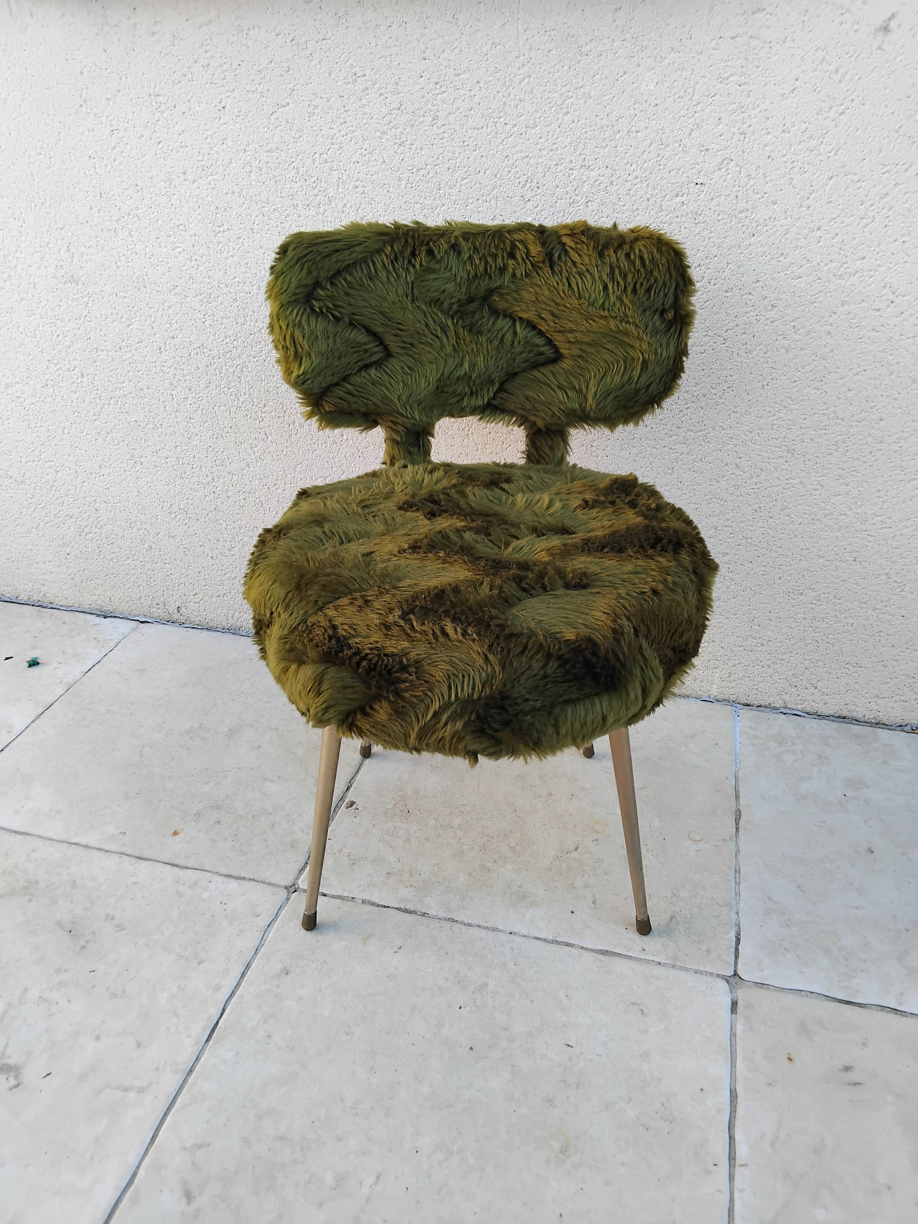 Vintage pelfran green furry chair