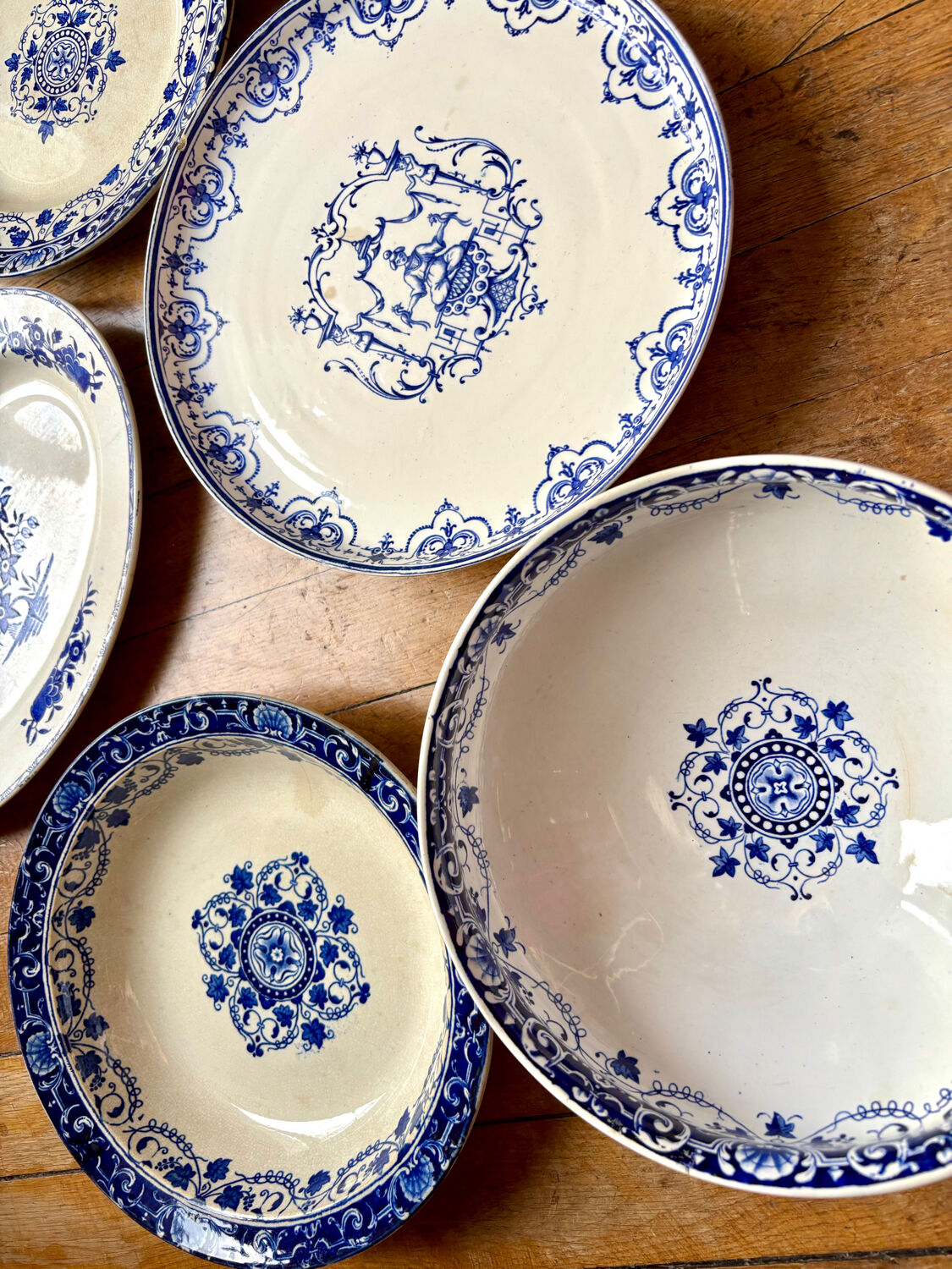 5 large serving plates, French production