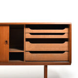 Mid Century fine Danish Sideboard in Oak 1960s.