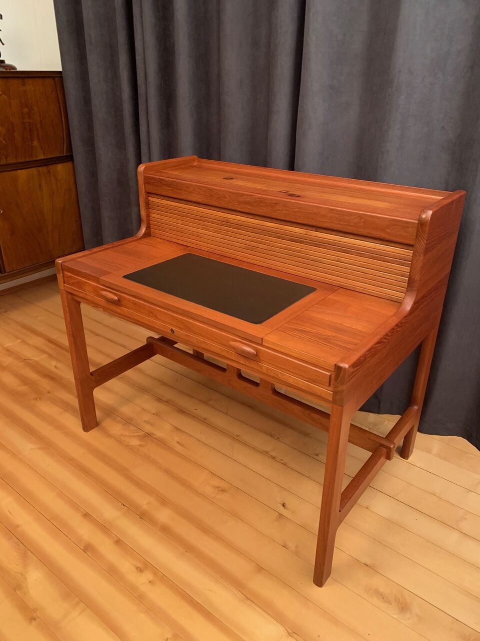 Designer desk by John Mortensen, Dyrlund, Denmark, 1970s