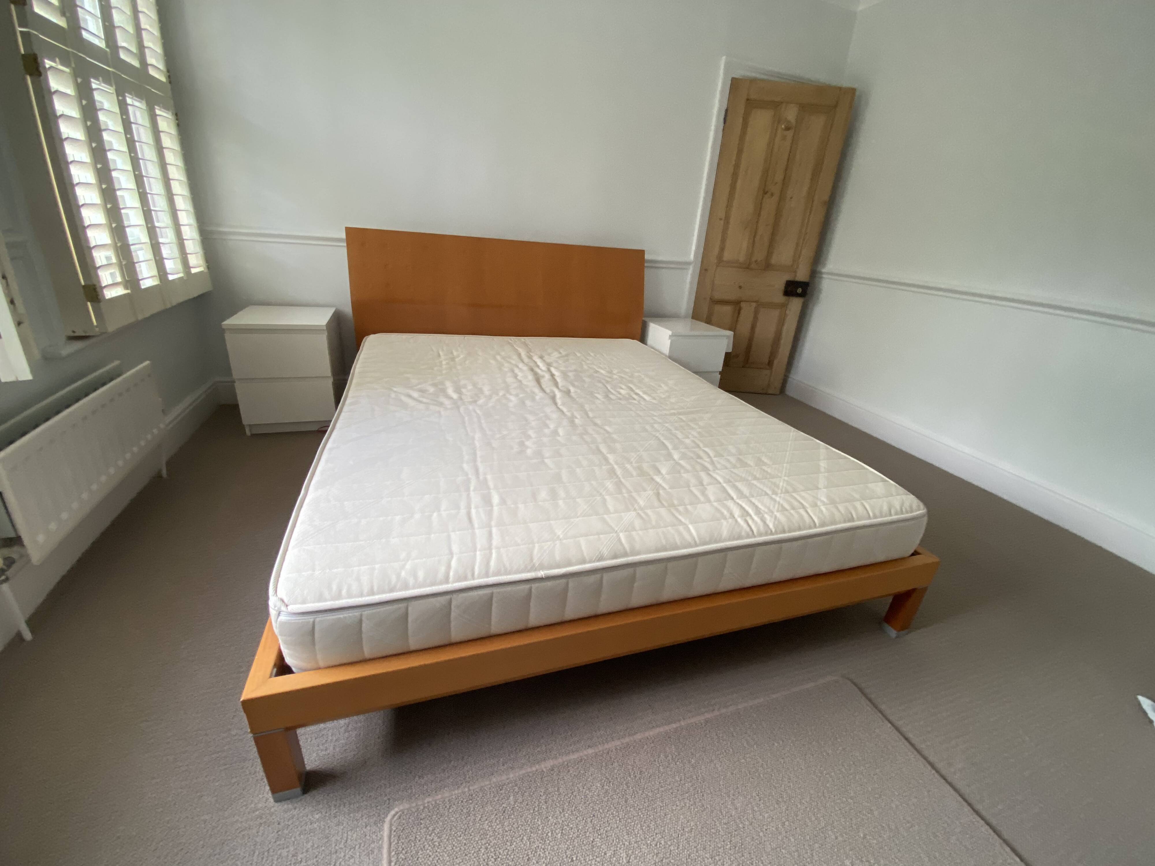 Ligne Roset - Square - King Bed