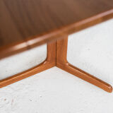 Table ovale danoise en teck avec 2 extensions