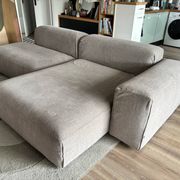 Edda Sofa Sits