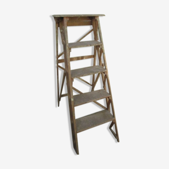 Old painter's stepladder in wood