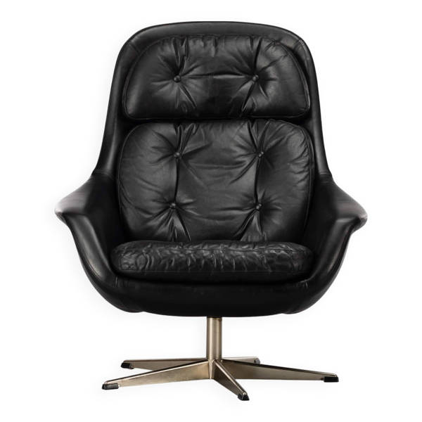 Chaise pivotante en cuir noir de conception danoise par HW Klein pour Bramin, années 1960