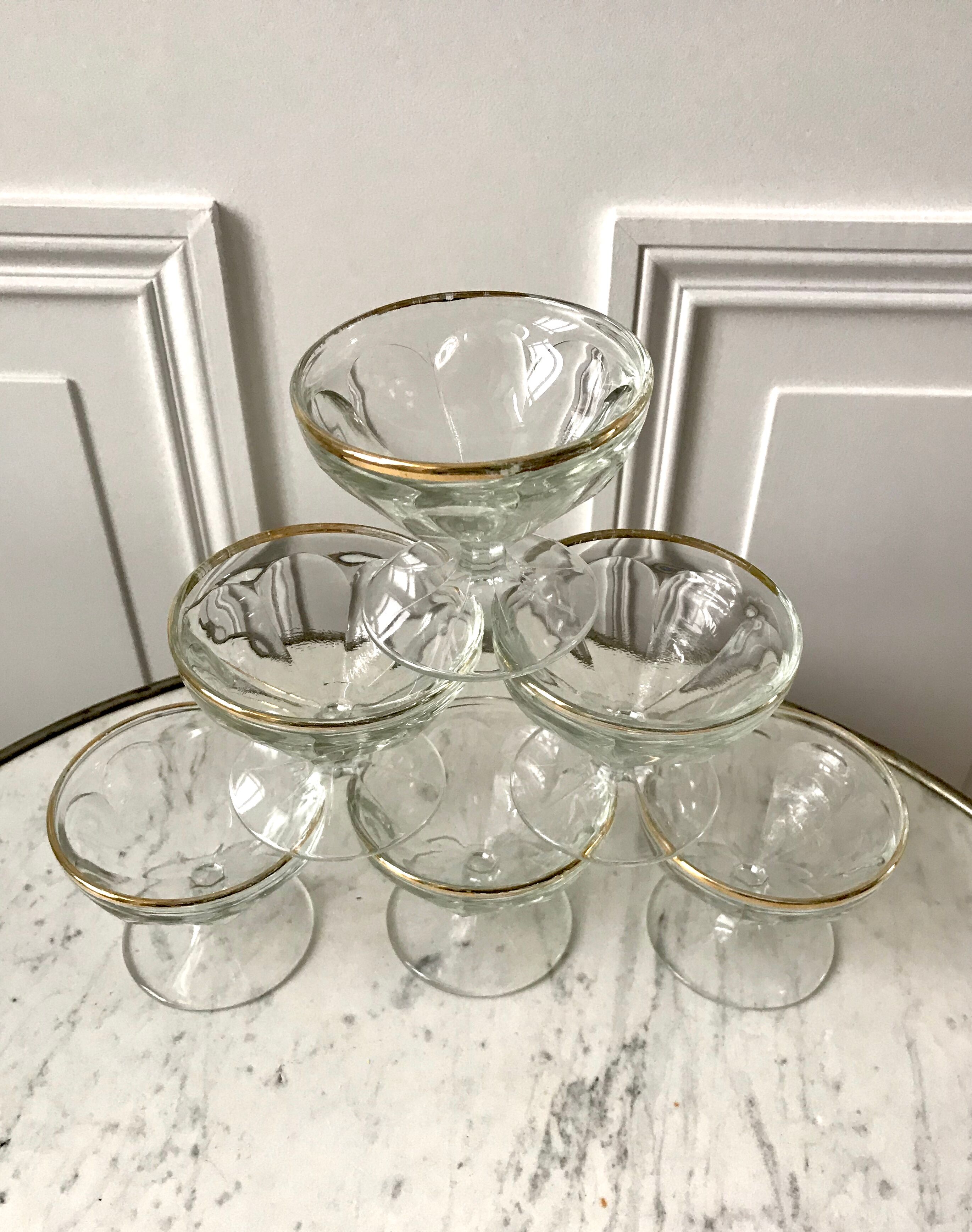 Lot of 6 moulded glass champagne glasses