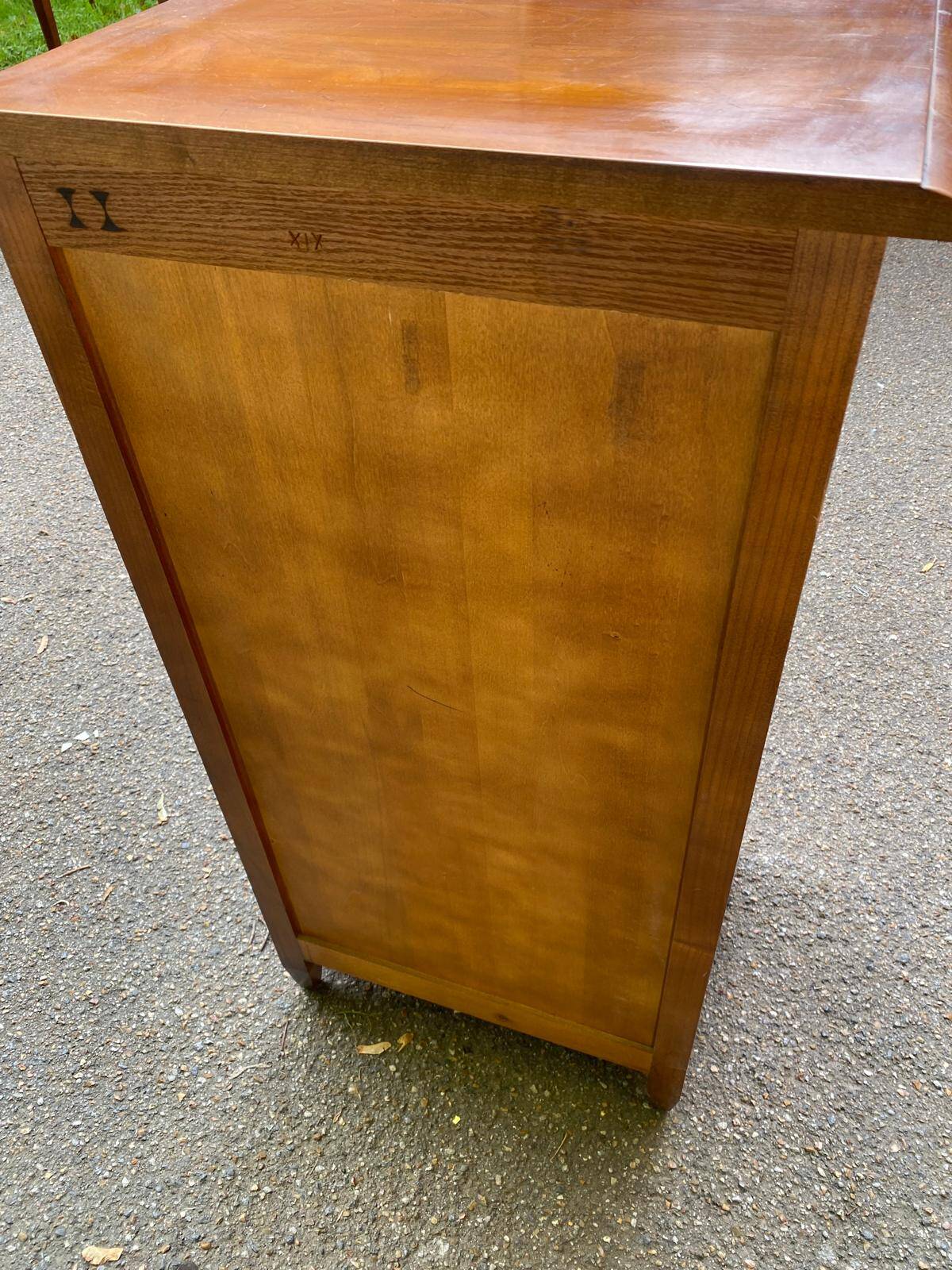 Commode, chevet en bois massif, 19ème siècle