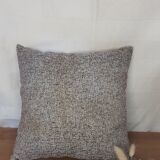 Mole mottled cushion