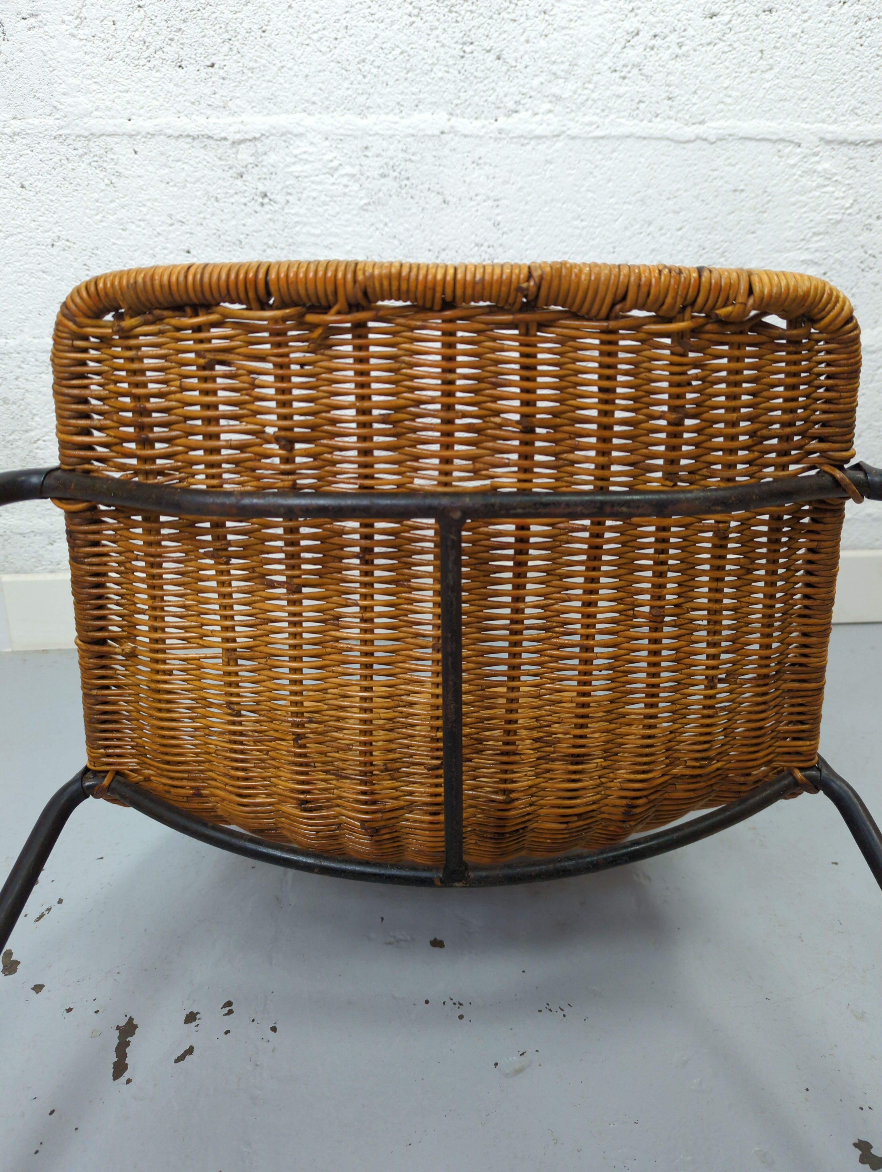 Pair of chairs Gian Franco Legler model Basket