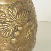 Victorian vessel with relief, around 1860